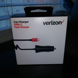 USB-C Fast charge car charger